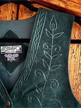 Agapo Green Suede Embroidered Women's Vest
